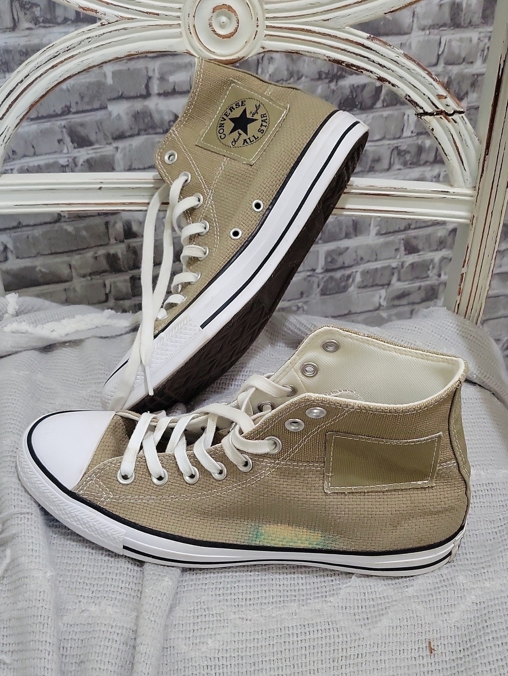 Converse High Top Canvas Sneakers in Olive Green, White Womens 11.5 Mens 9.5